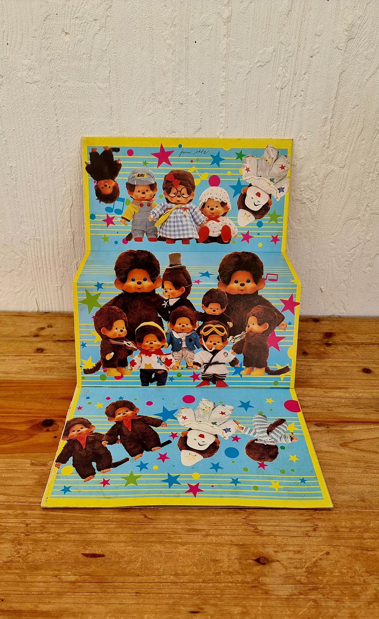 Vinyle vintage Kiki 33 tours Les Aventures au Pays des Kiki avec livret pop-up WEA