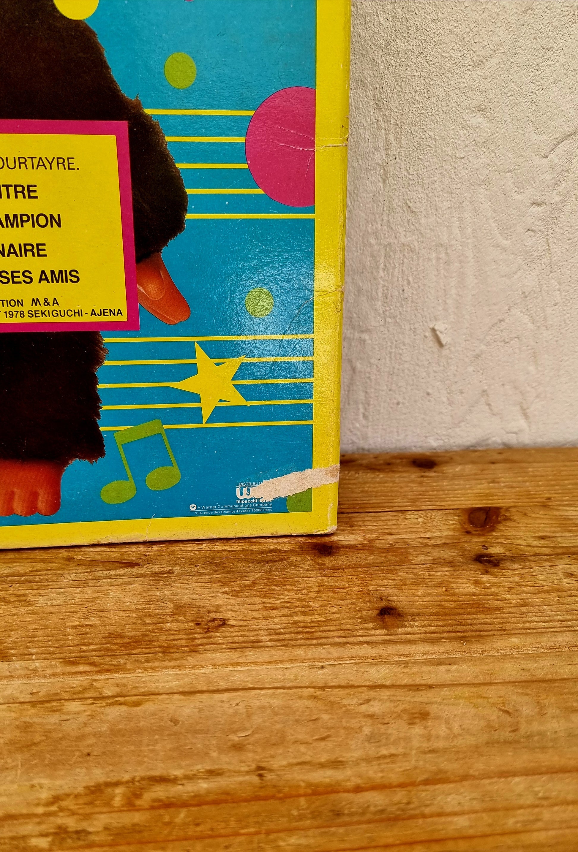 Vinyle vintage Kiki 33 tours Les Aventures au Pays des Kiki avec livret pop-up WEA