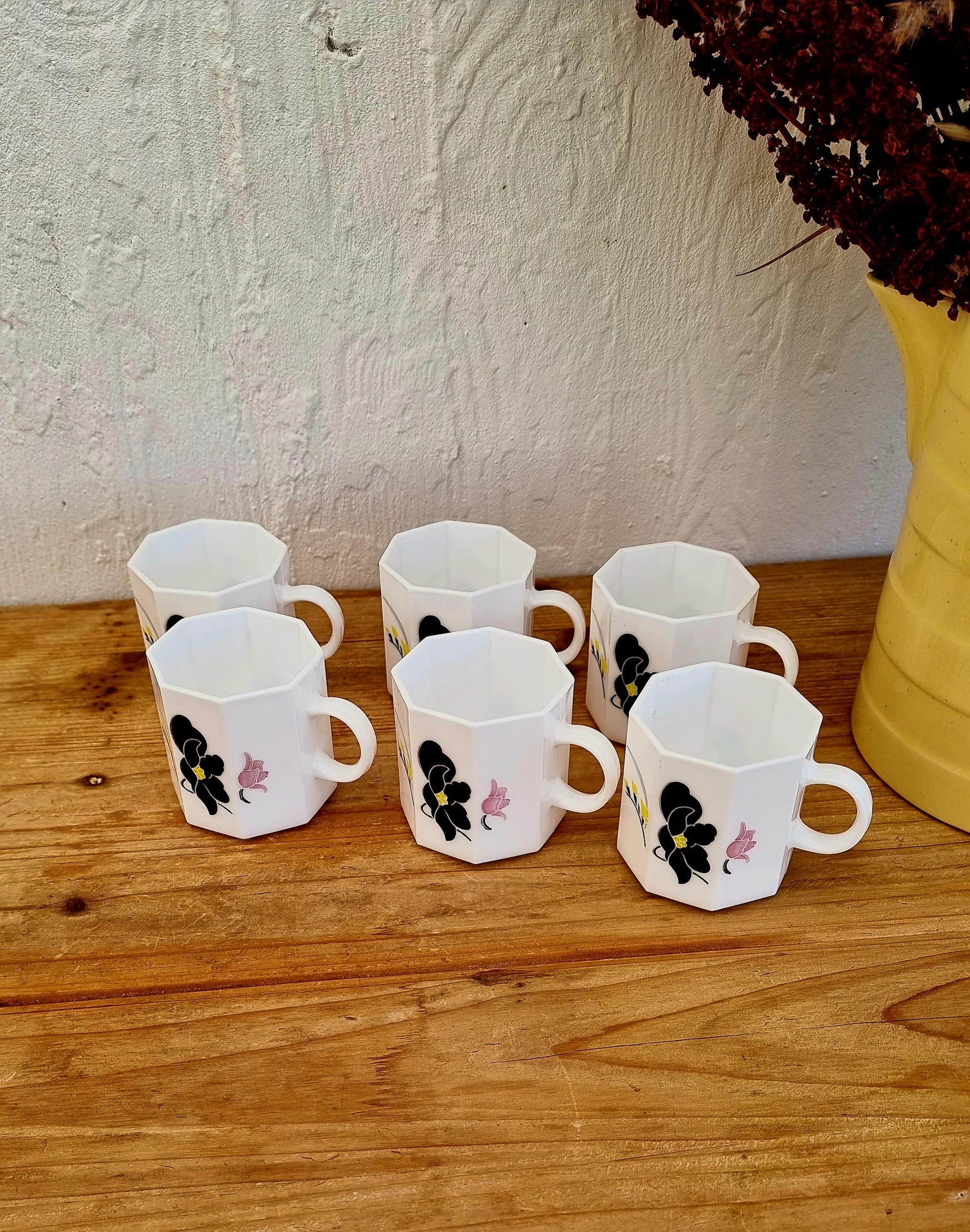 Lot de 6 tasses Arcopal Anaïs France Octime blanche les kitscheries
