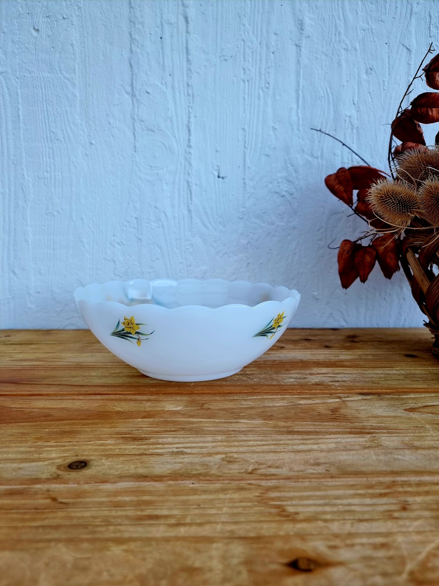 Saladier Arcopal jonquilles vintage Les Kitscheries