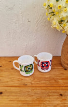 Charger l&#39;image dans la galerie, Duo de mugs Mobil 70&#39;s les kitscheries
