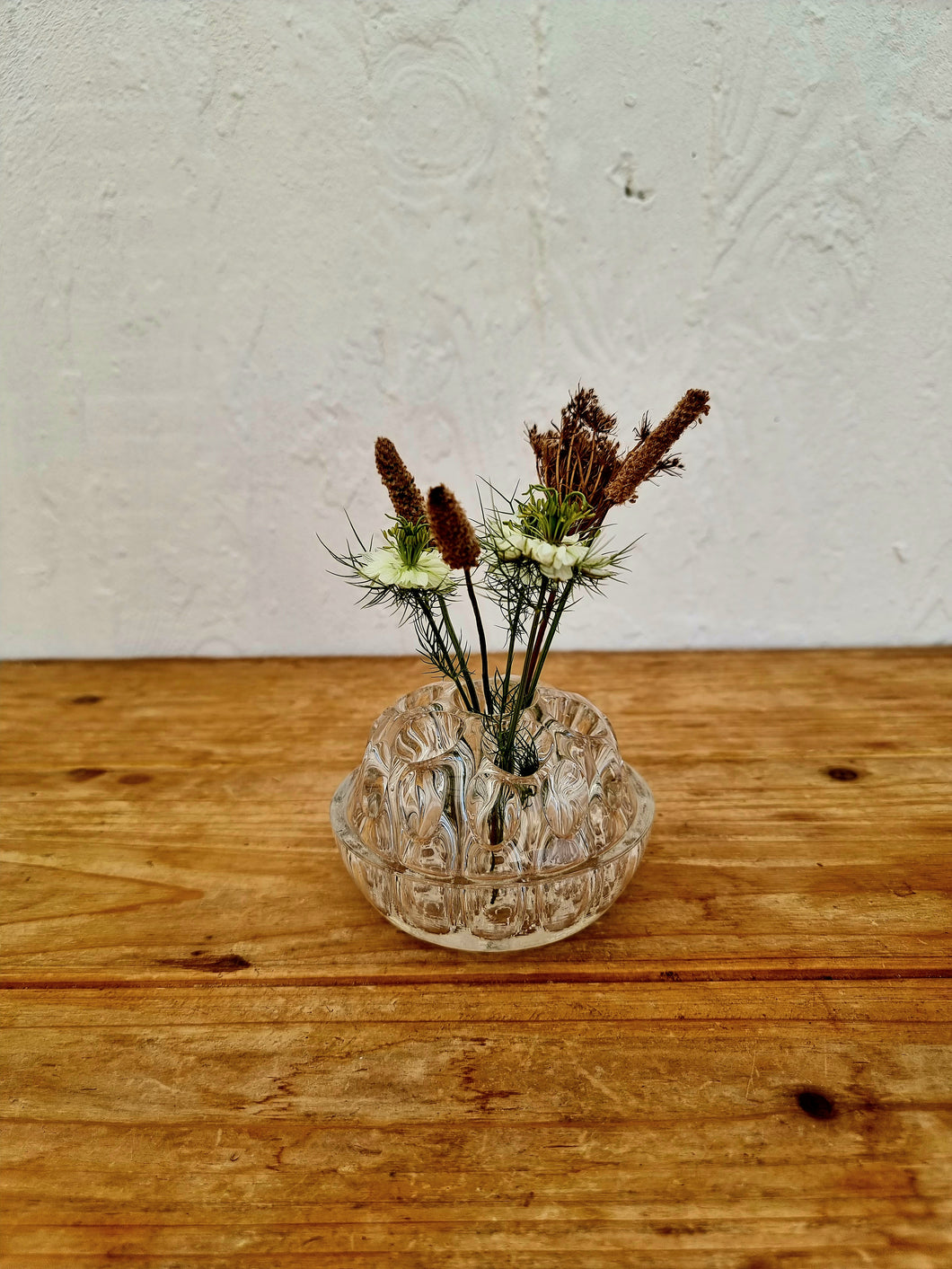 Pique fleurs en verre vintage