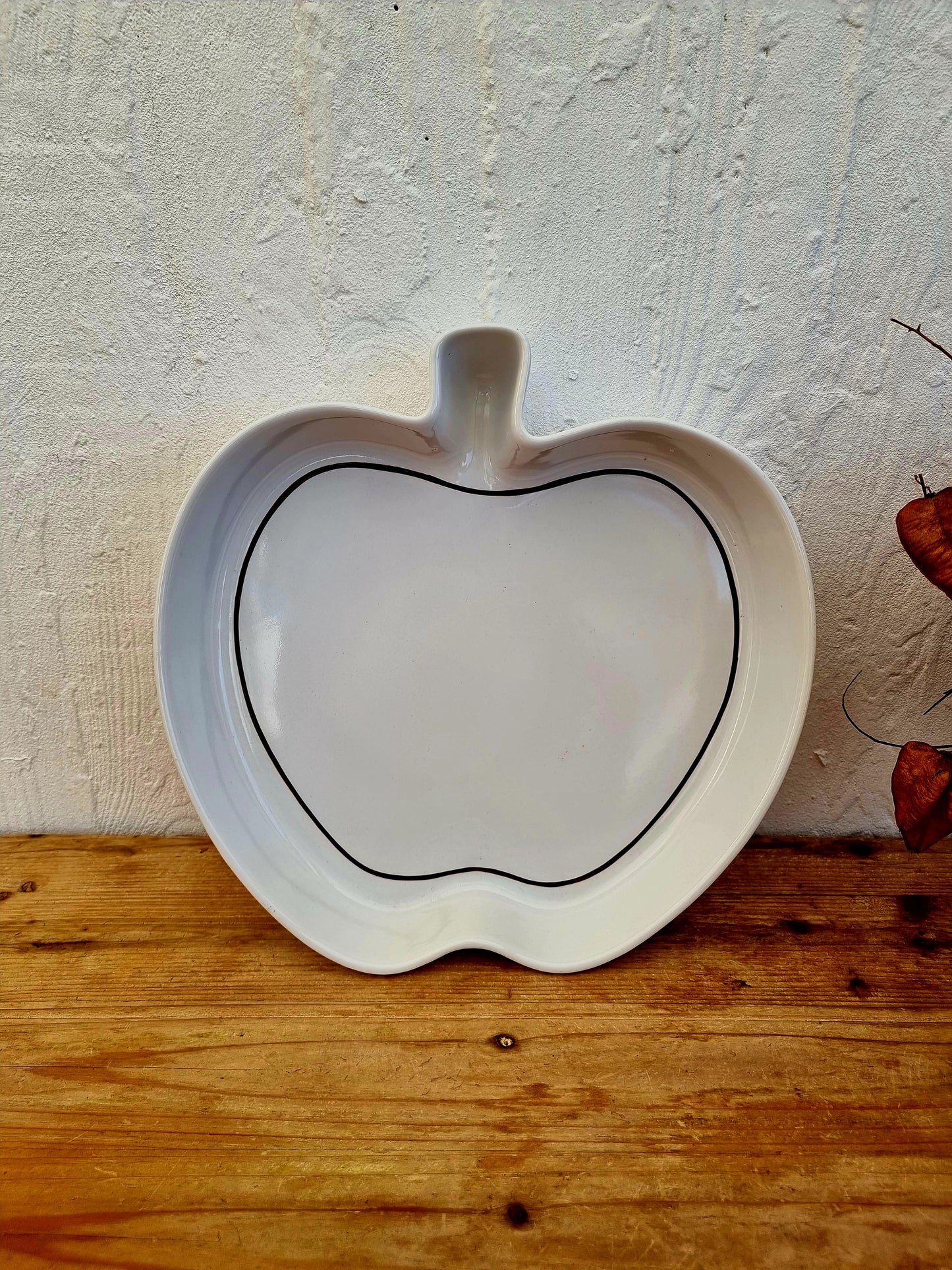 Plat Revol vintage Les Kitscheries