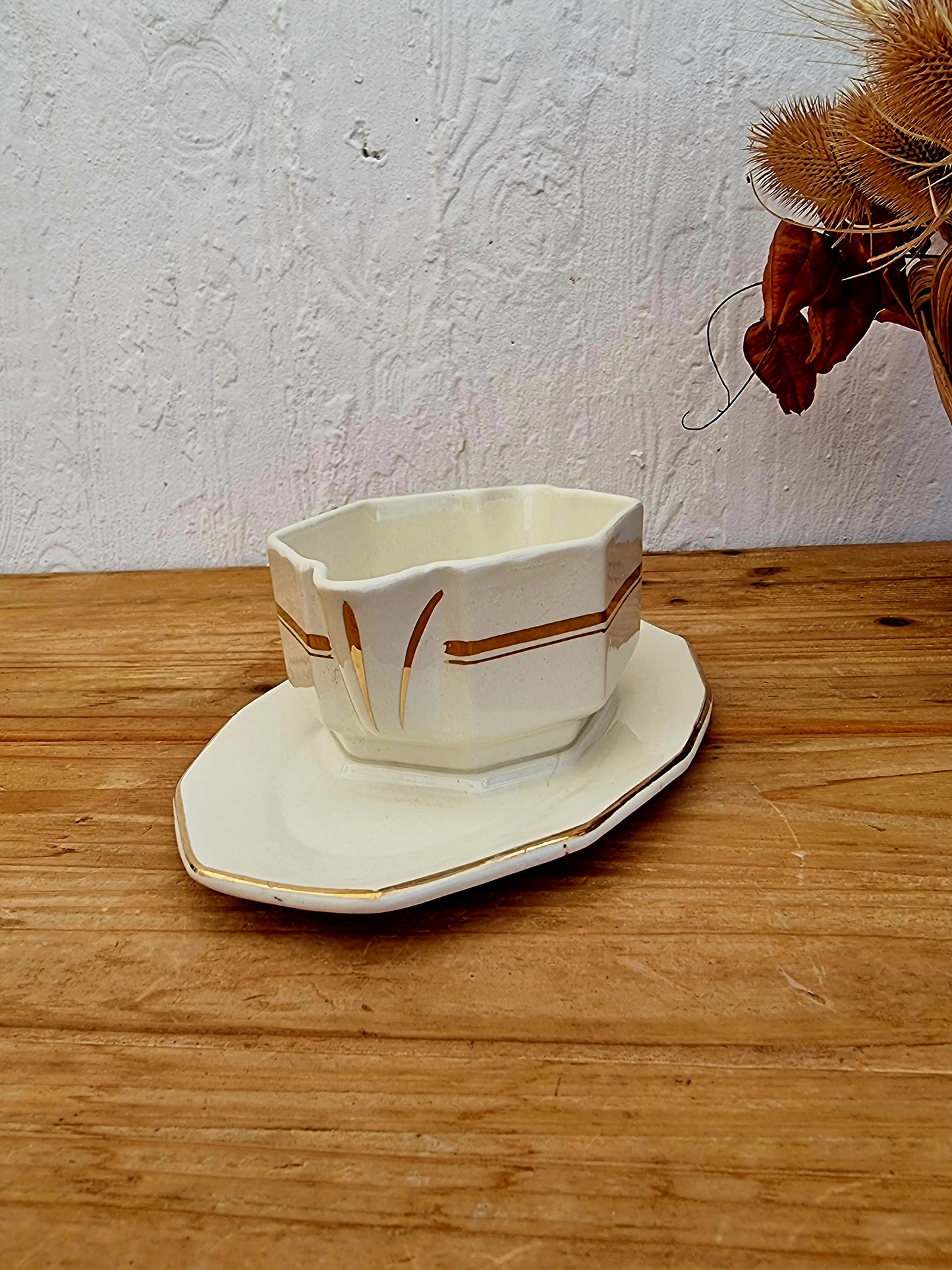 Saucière beige et dorée Saint Amand vintage