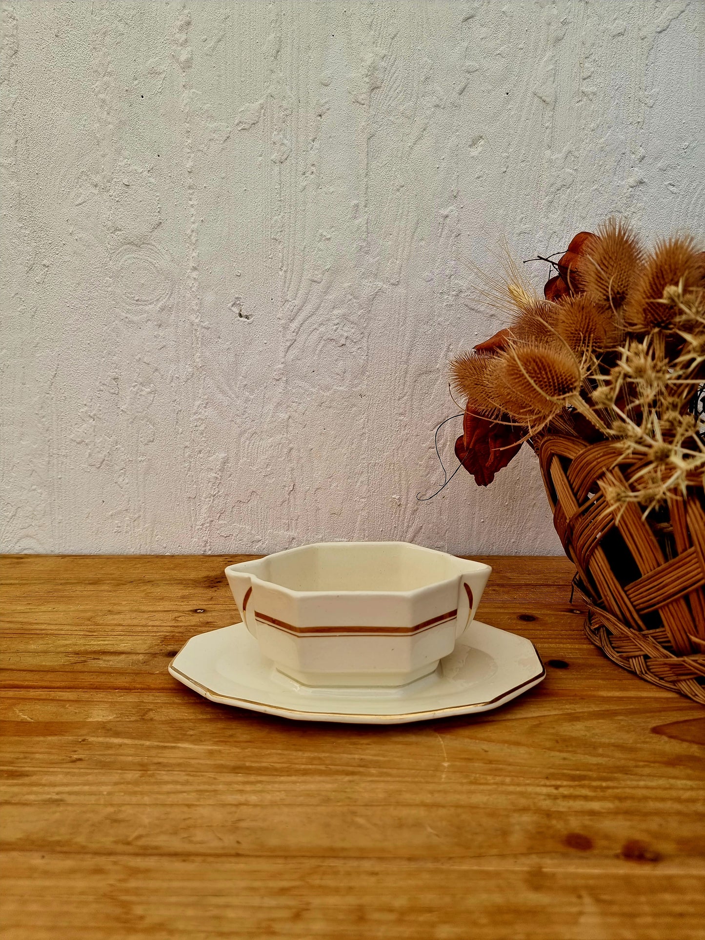 saucière vintage faïence Saint Amand beige dorée brocante