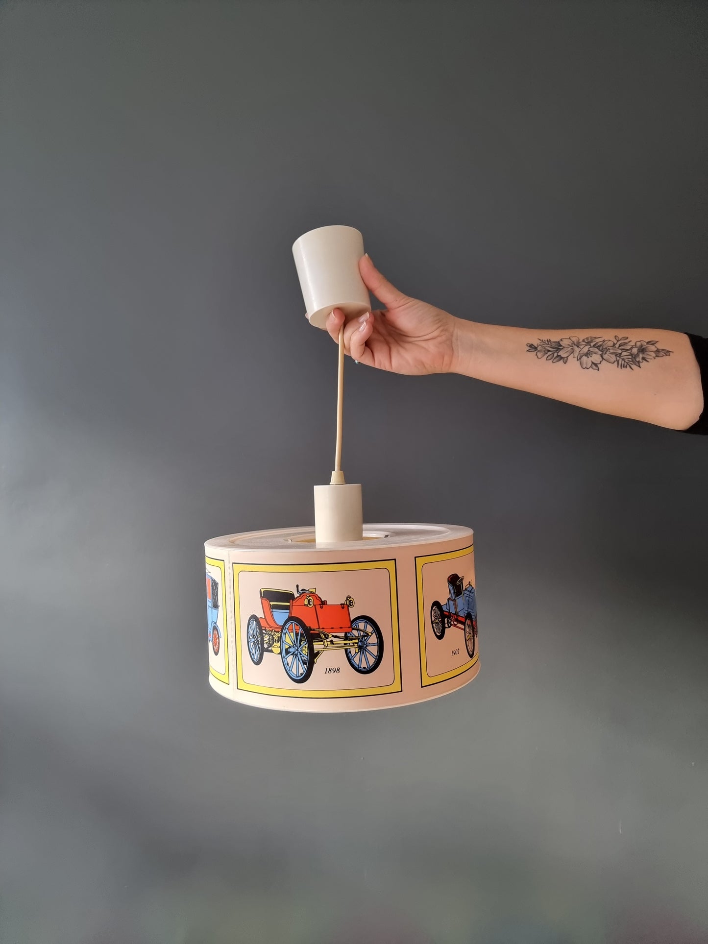 Suspension vintage en plastique