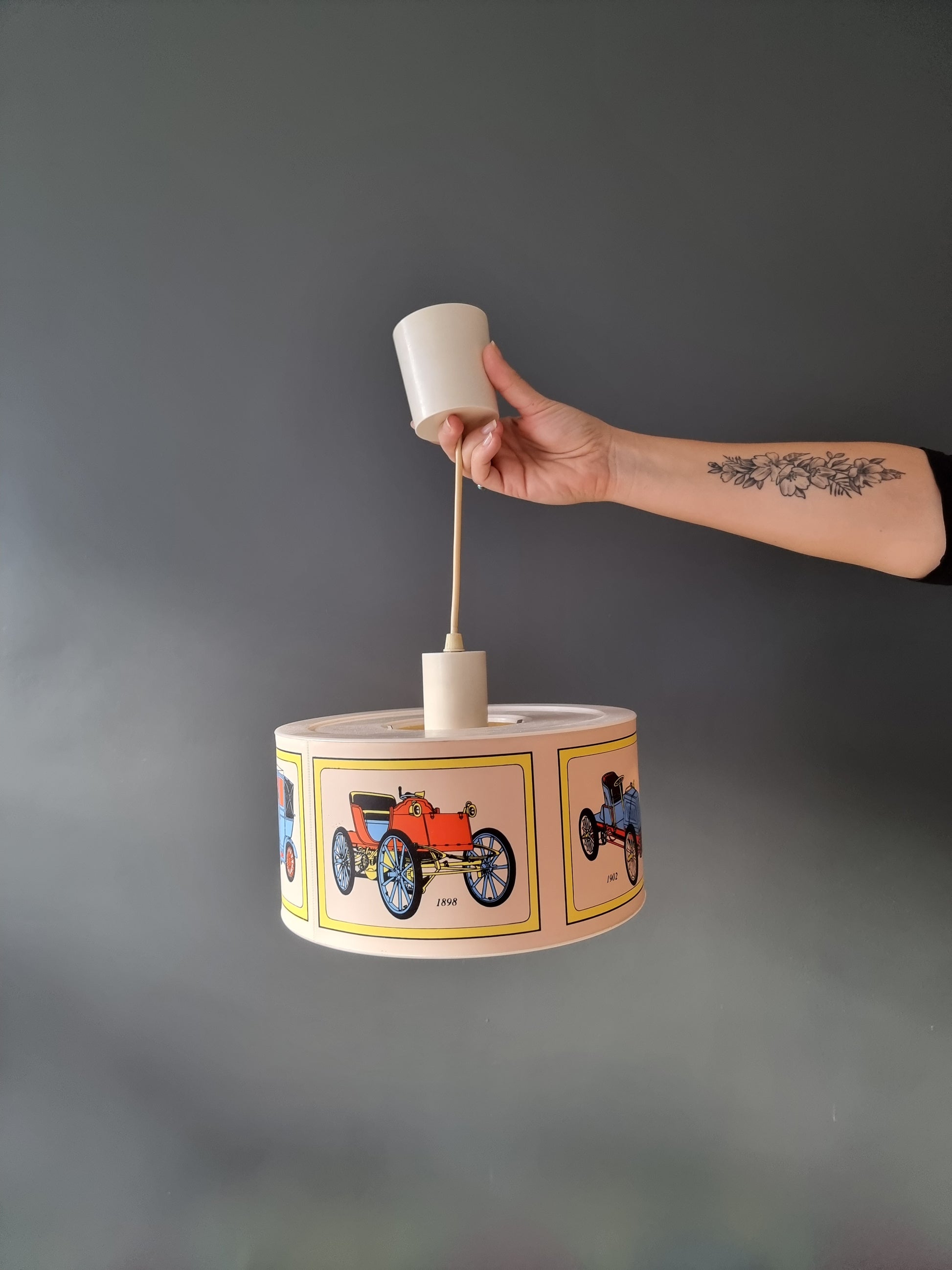 Suspension vintage en plastique