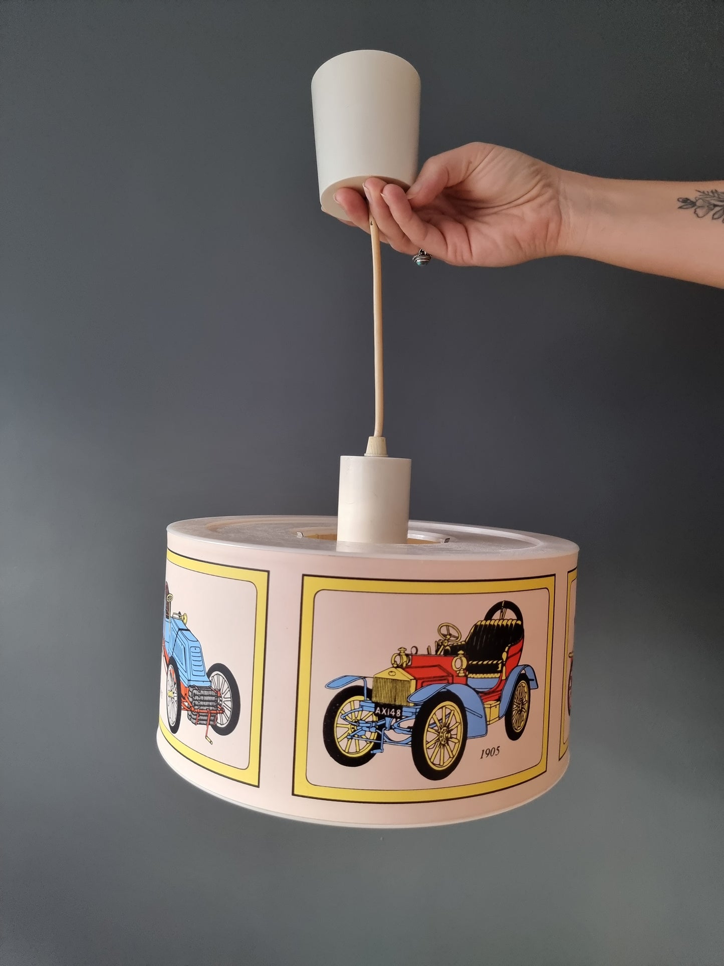 Suspension vintage en plastique