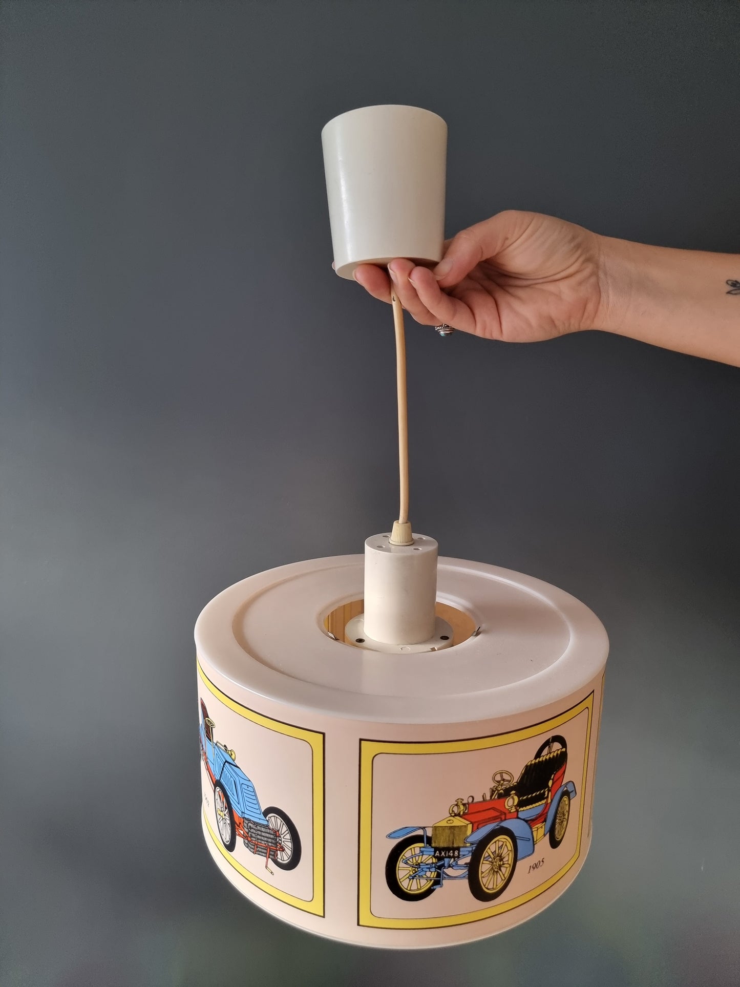 Suspension vintage en plastique